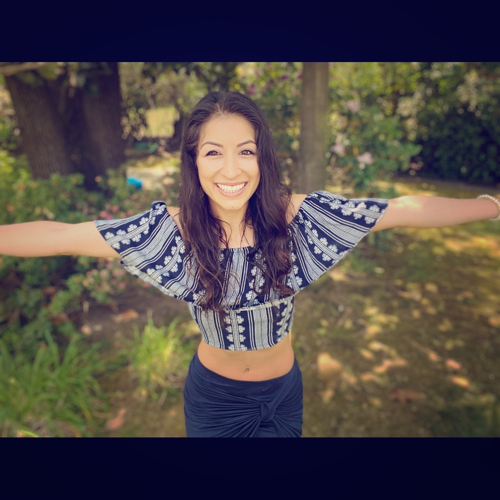 Meet your Posher, Raquel